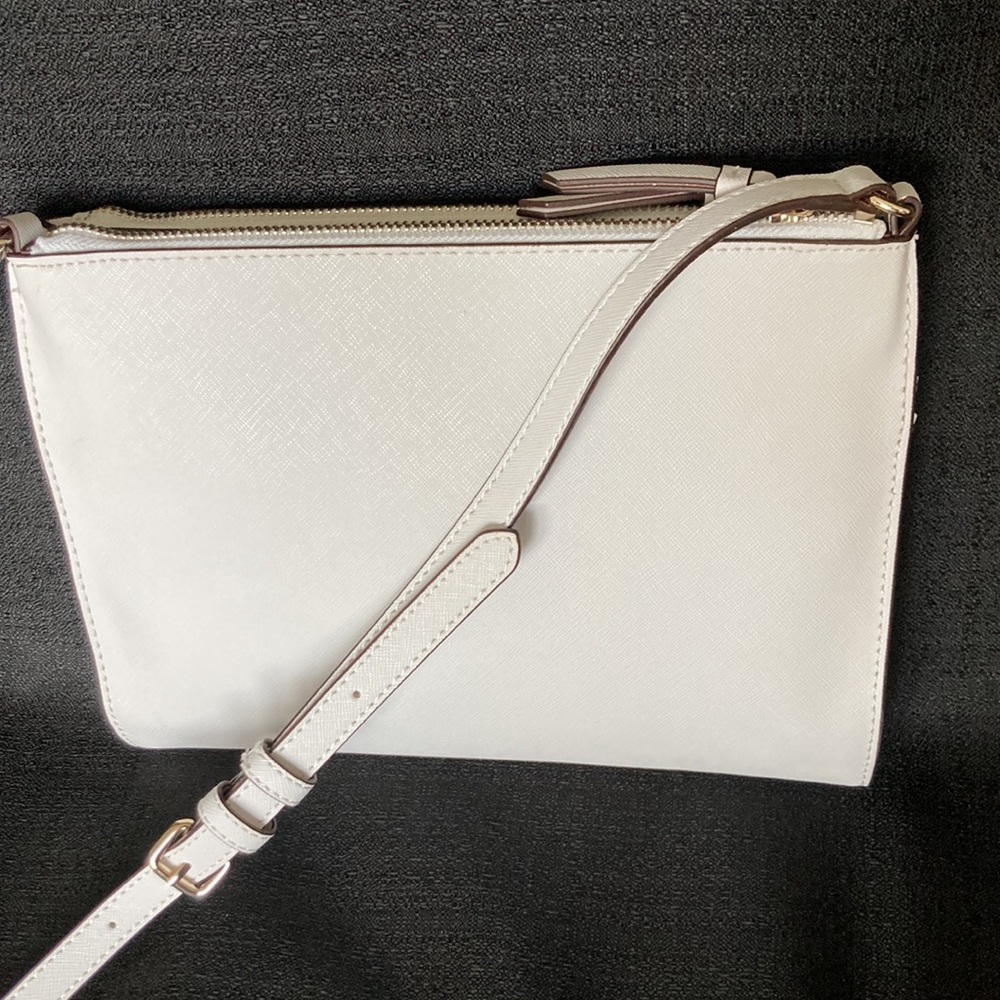 NWOT, DKNY crossbody bag - Picture 8 of 12